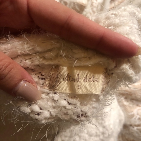 White Fuzzy Sweater - Picture 4 of 4